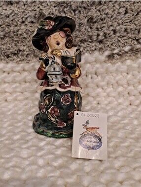 Heather Goldminc Hand-Painted Ceramic Caroler Figurine Vintage 2000 Claywork